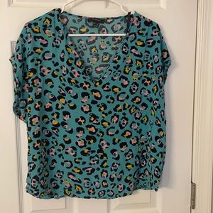 I get many compliments in this shirt and idk why